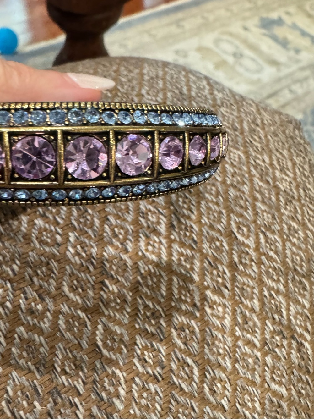 Heidi daus bracelet. Size medium. 2-1/2” inside dimension. Hinged opening. Never